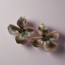 Load image into Gallery viewer, “Viola” Floral Gold Earrings